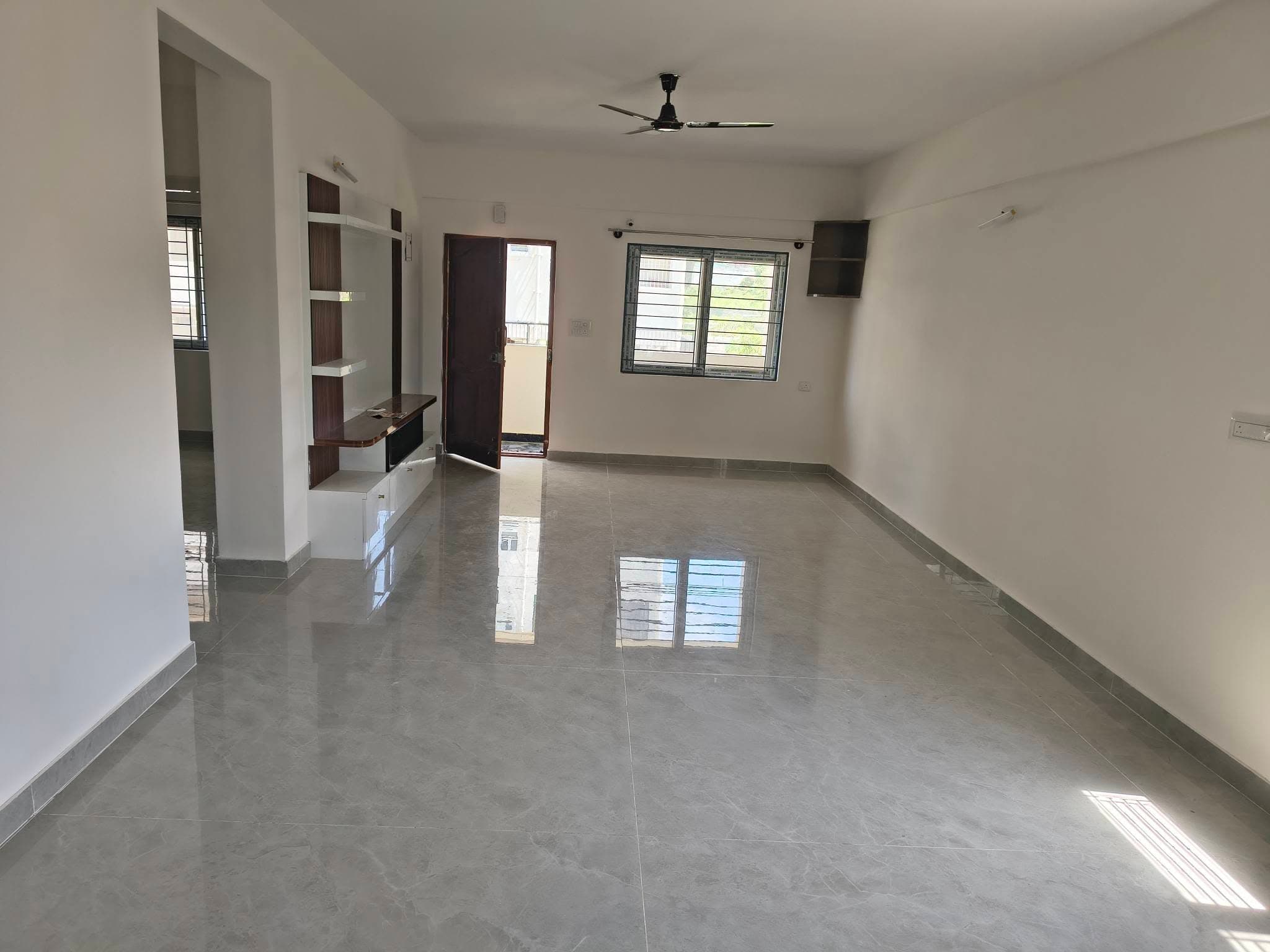 2 BHK in Bommanahalli
