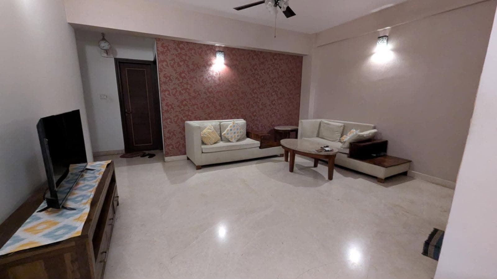 Room in Richmond Town