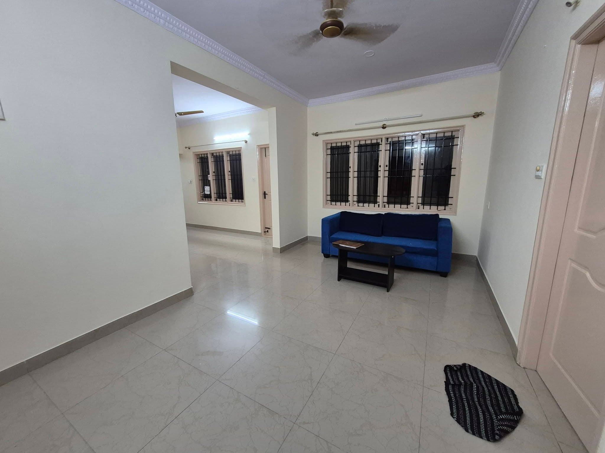 Room in CV Raman Nagar