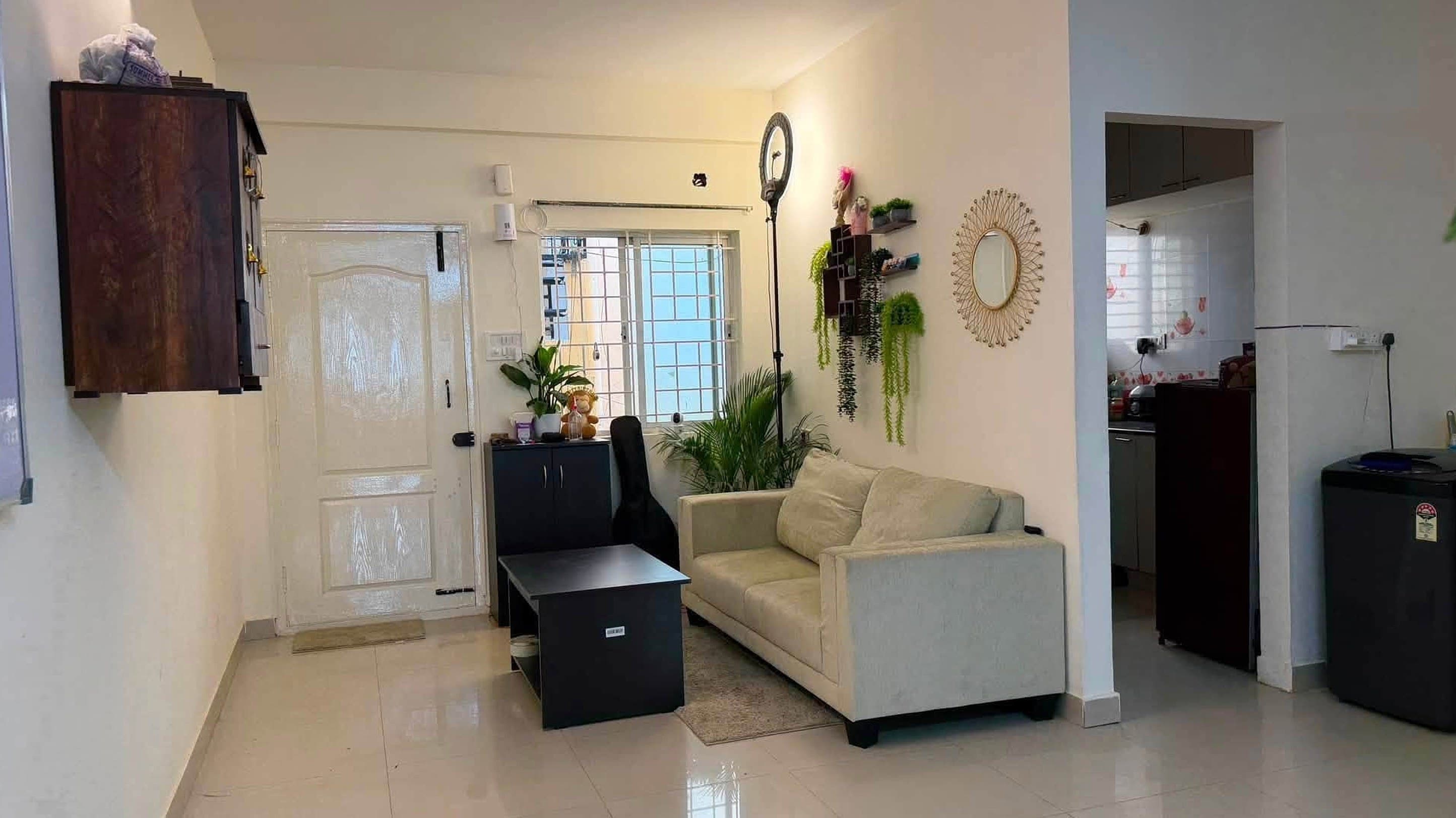2 BHK in Green Glen Layout