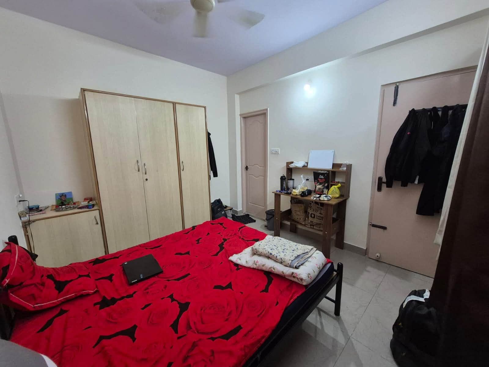 Room in CV Raman Nagar