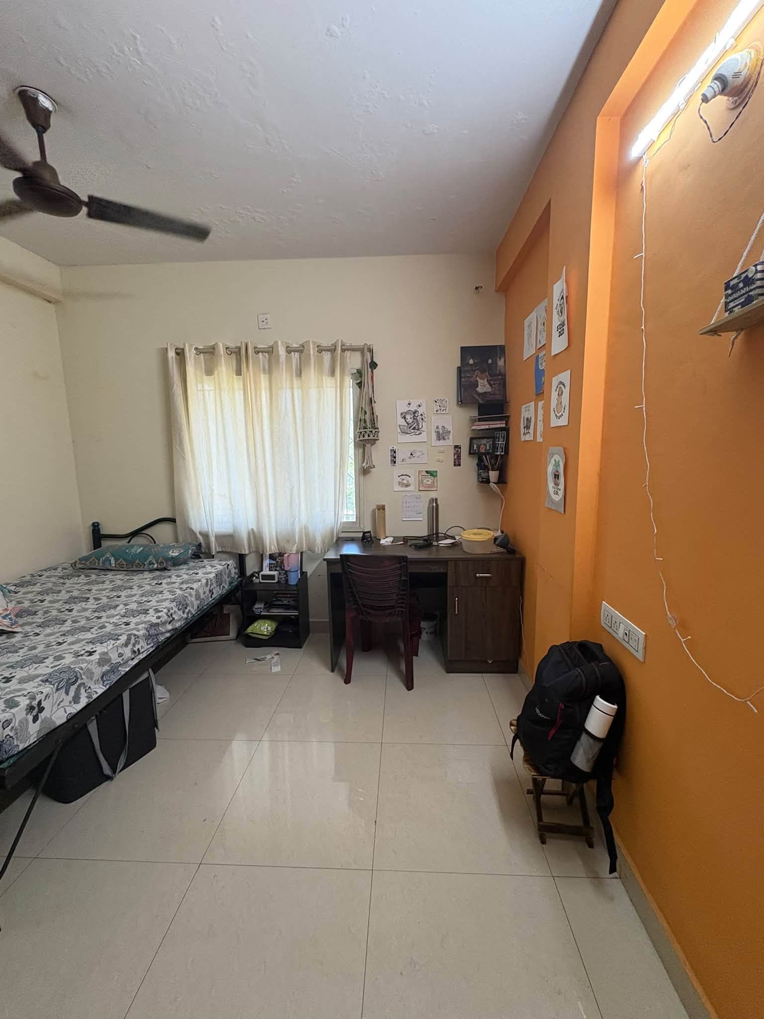 Room in Murugeshpalya