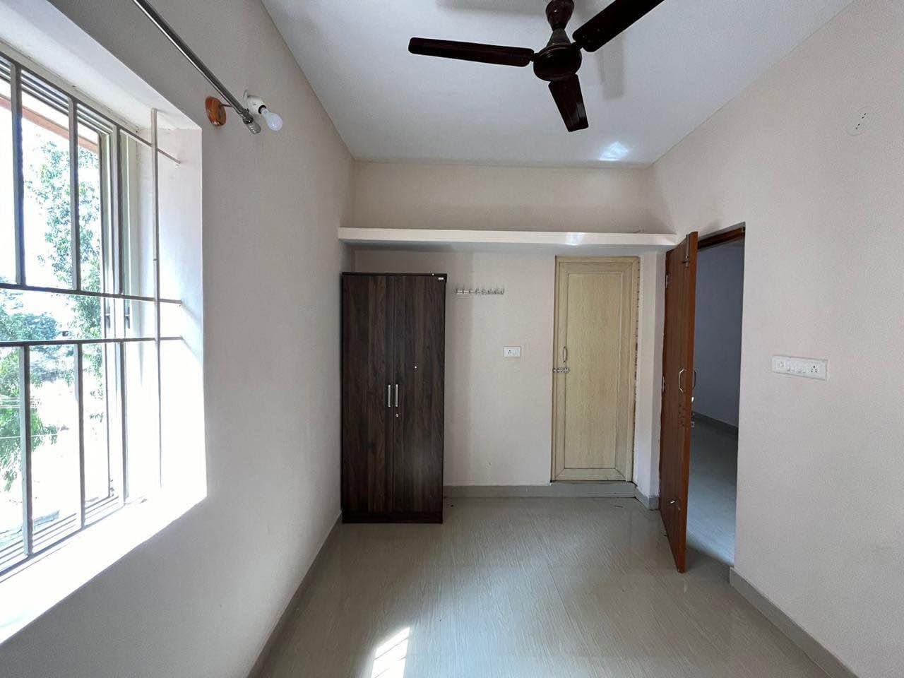 2 BHK in Electronic City