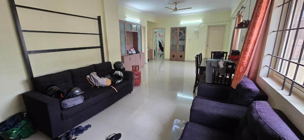 Room in Ramamurthy Nagar