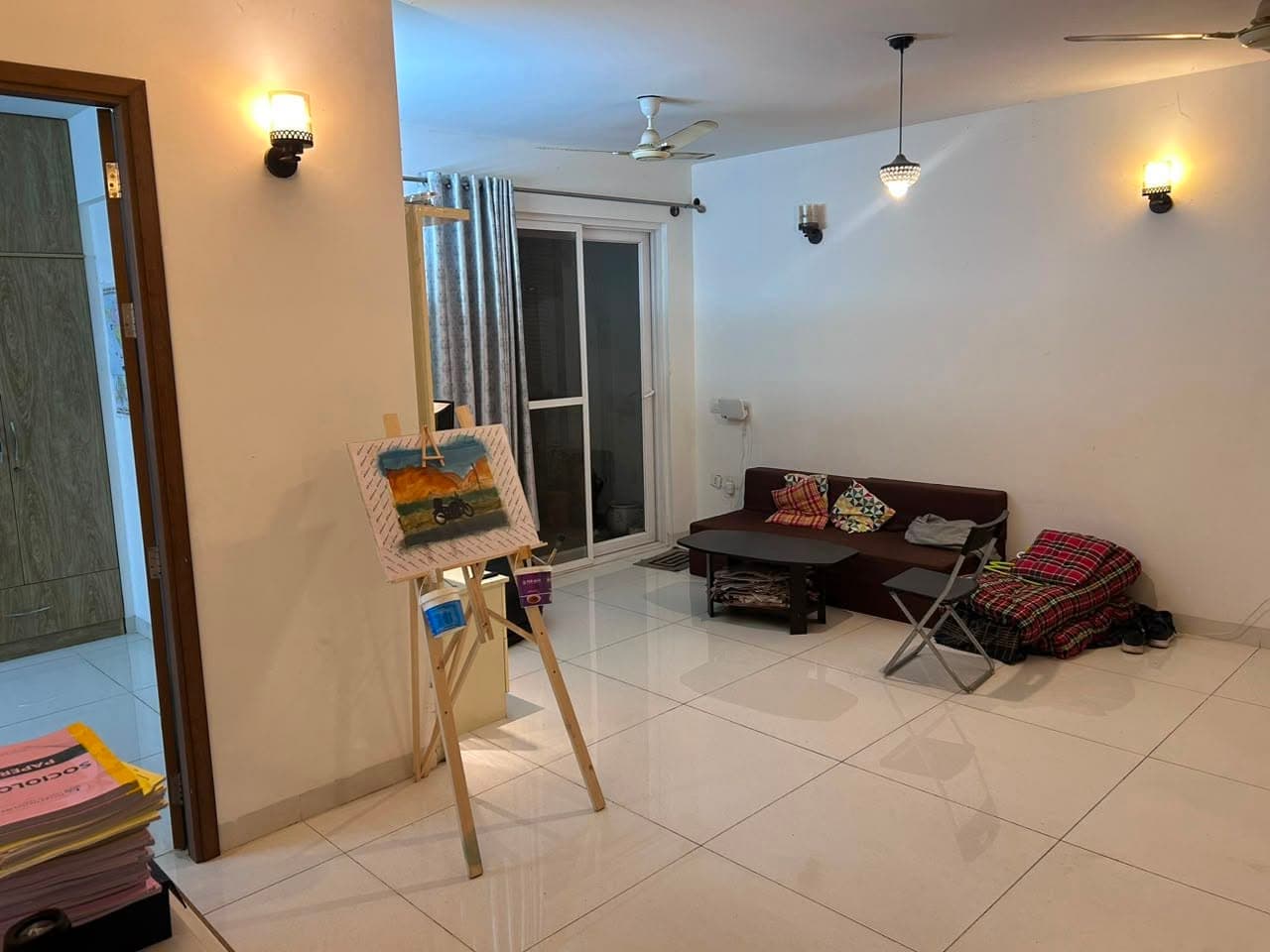 Room in Electronic City