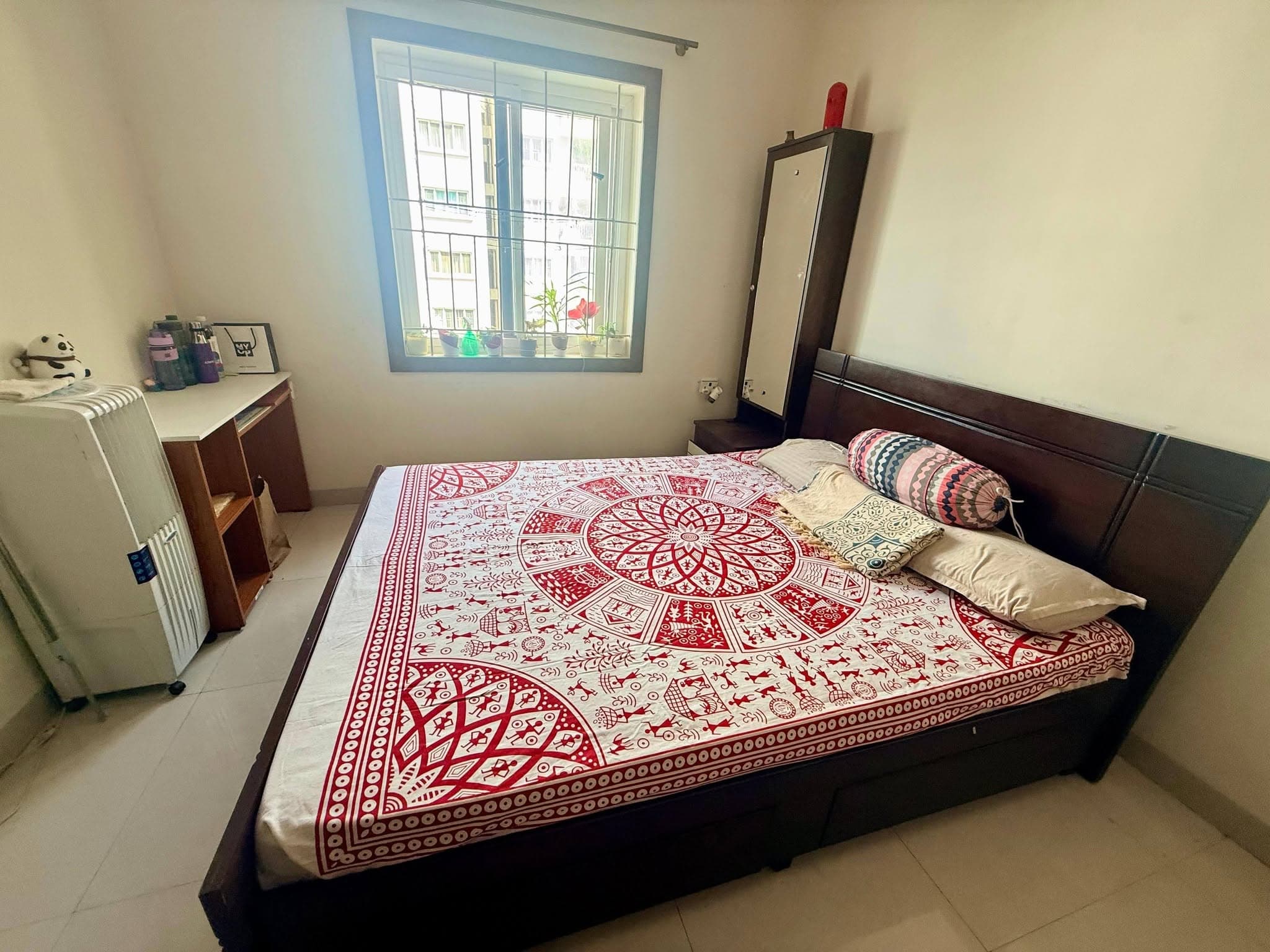Room in Sarjapur Road