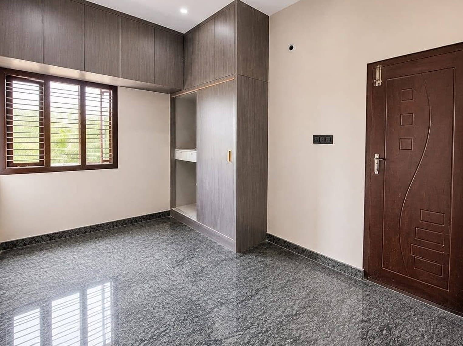 1 BHK in Kudlu Gate