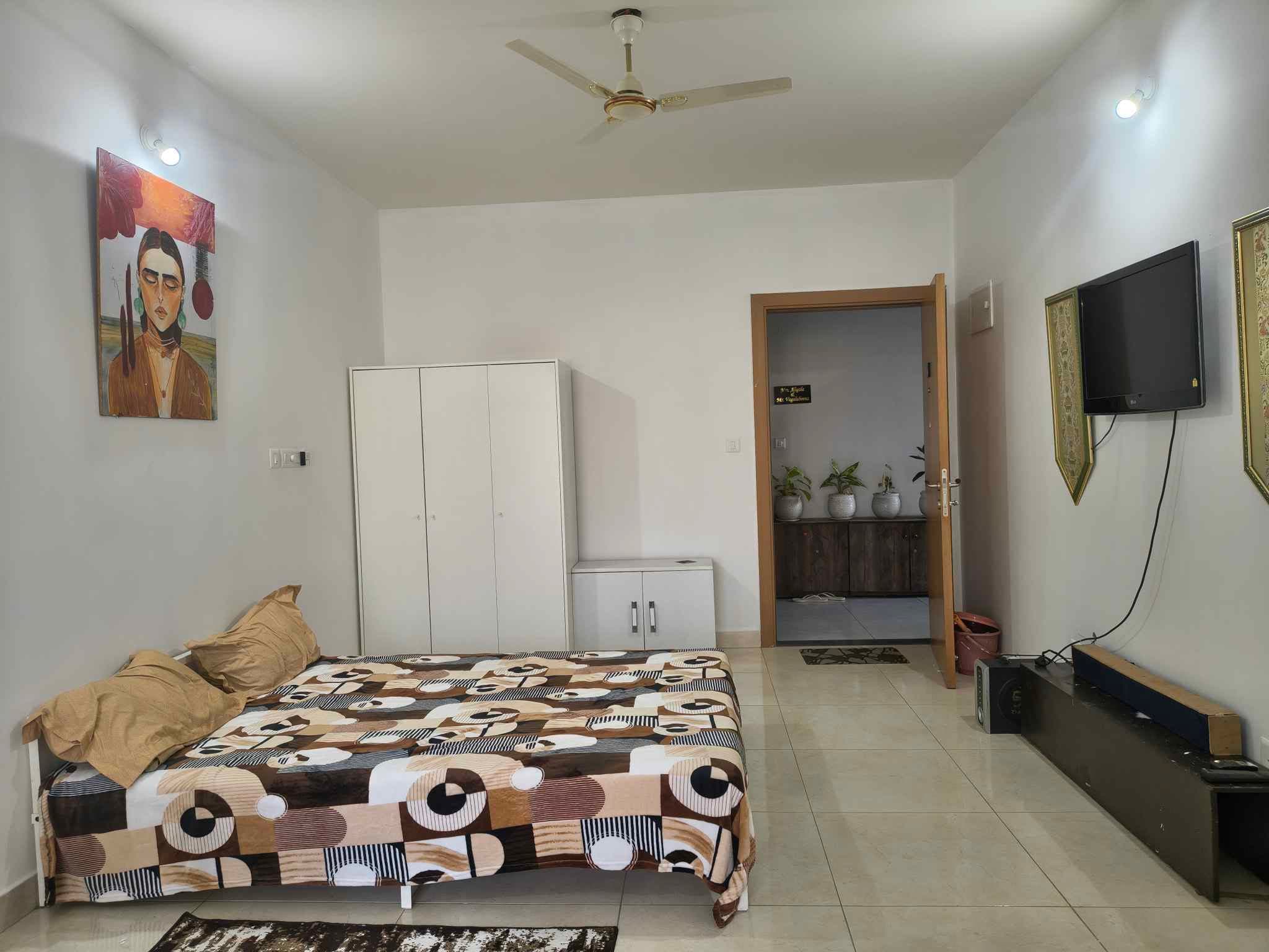 Room in Manyata