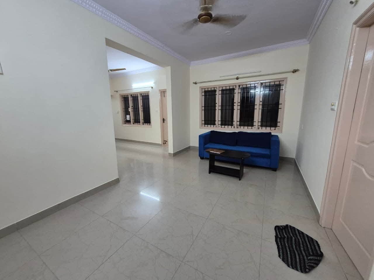 Room in CV Raman Nagar