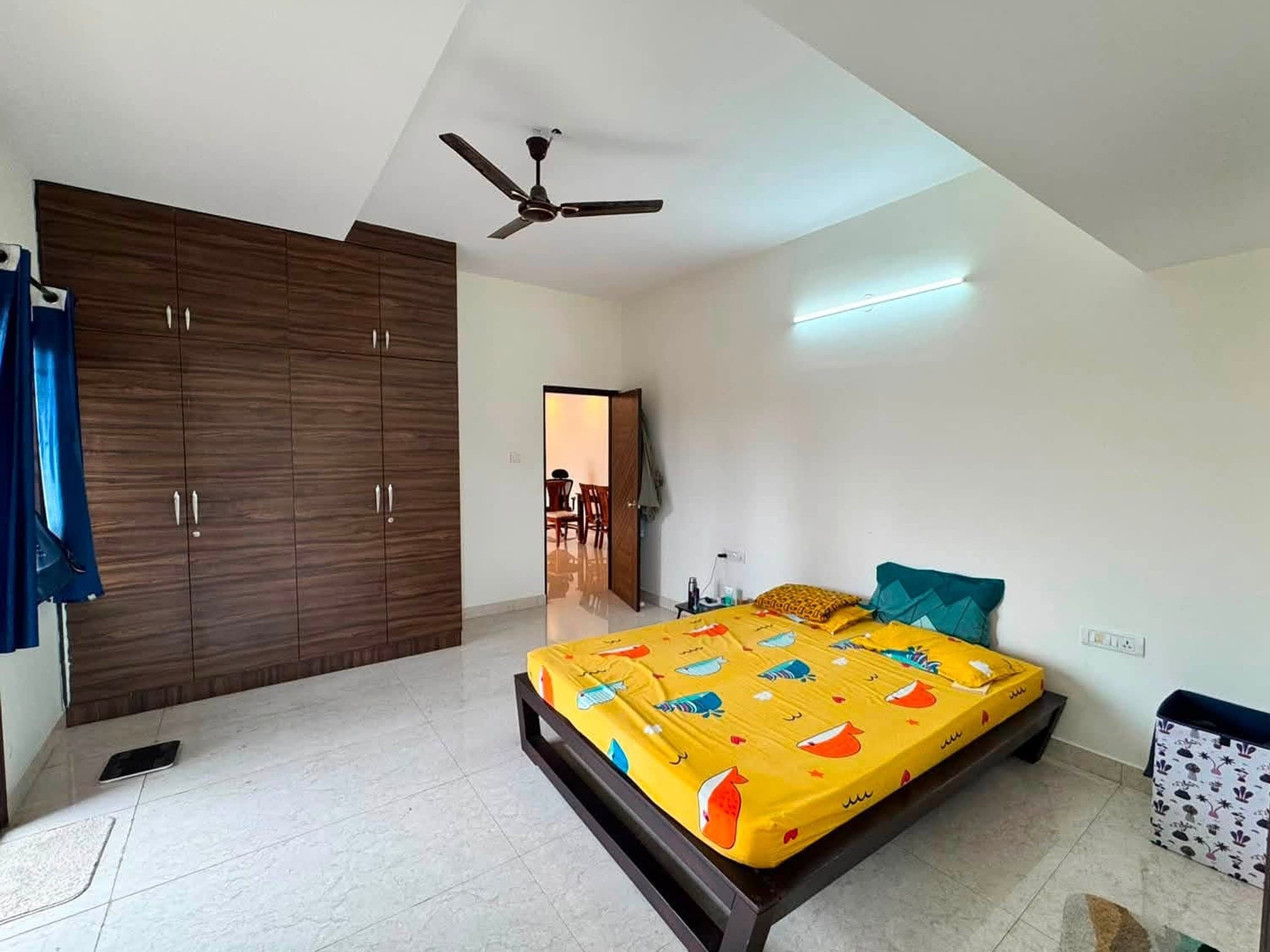 2 BHK in Cox Town
