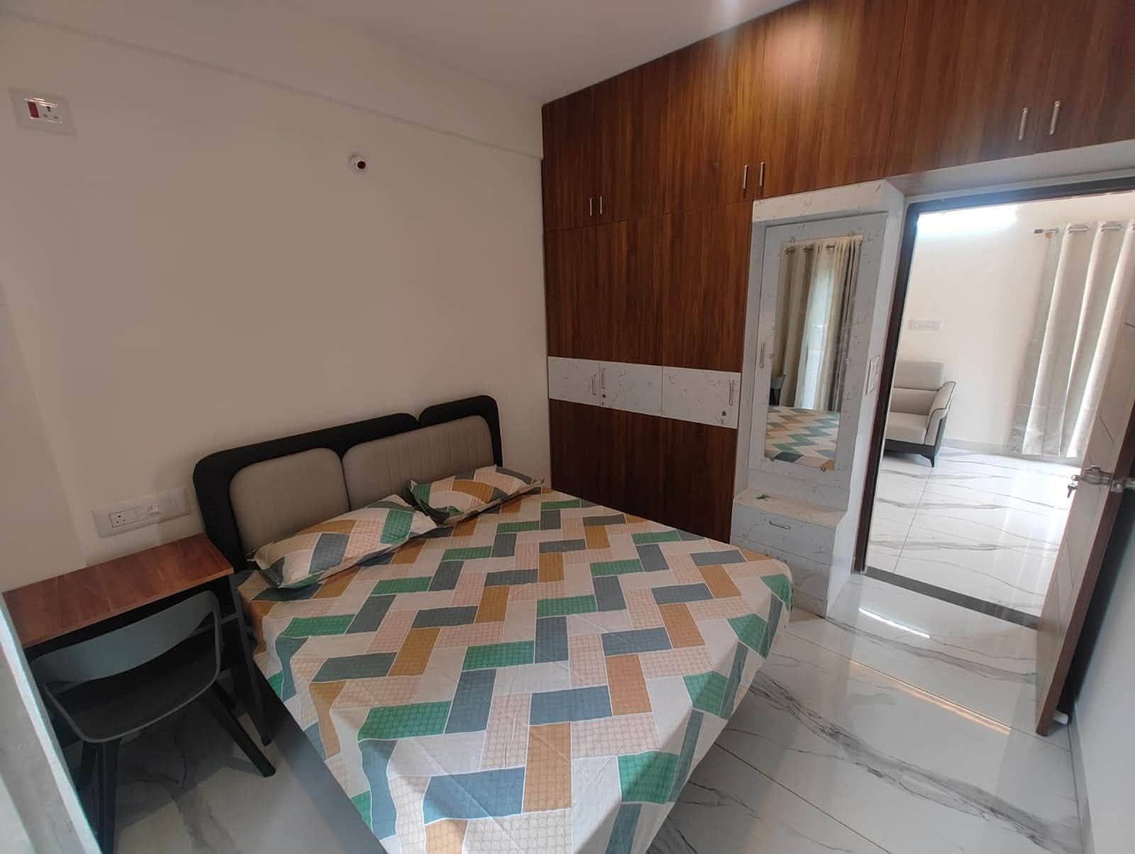 Room in Brookefield