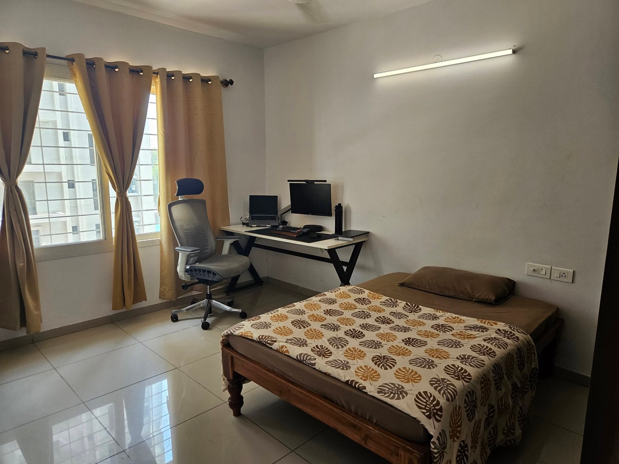 Room in Sarjapur Road