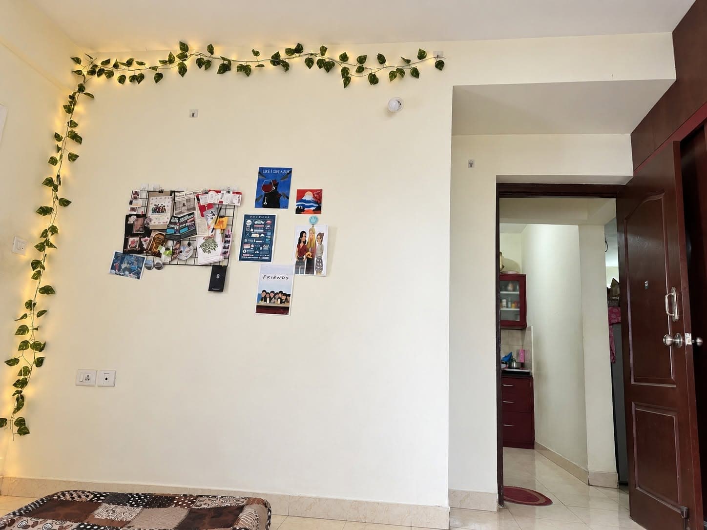 Room in Electronic City