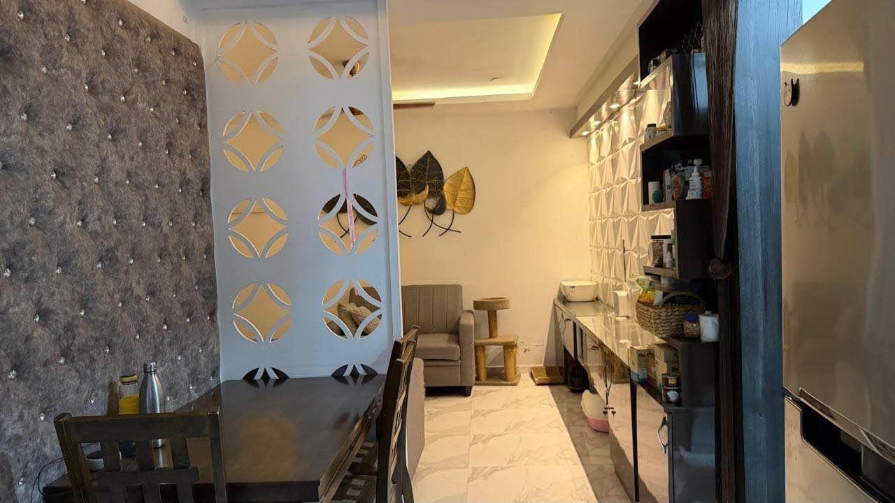 3 BHK in Infantry Road