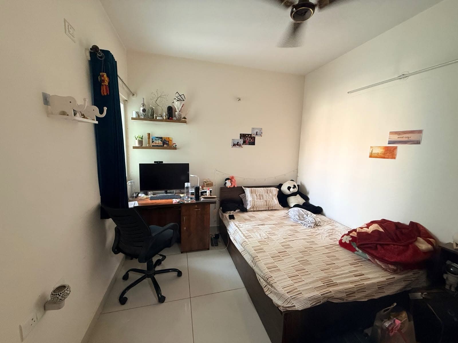 Room in Hoodi